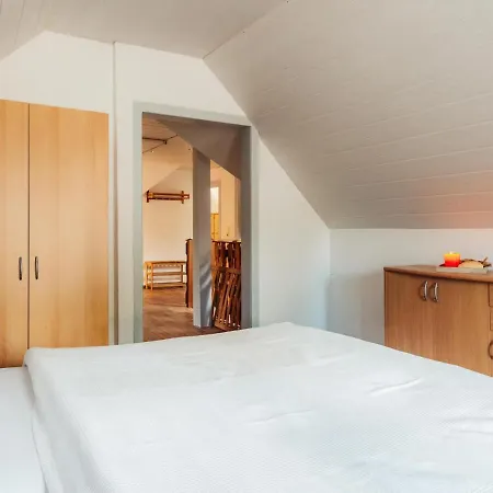 Apartment Ferienwohnung Tristan - *